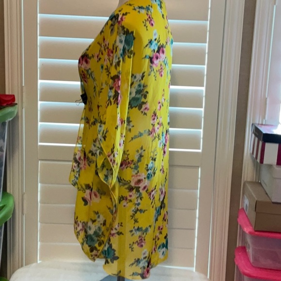 Polly & Esther Yellow Floral Sheer Cardigan - Picture 5 of 9
